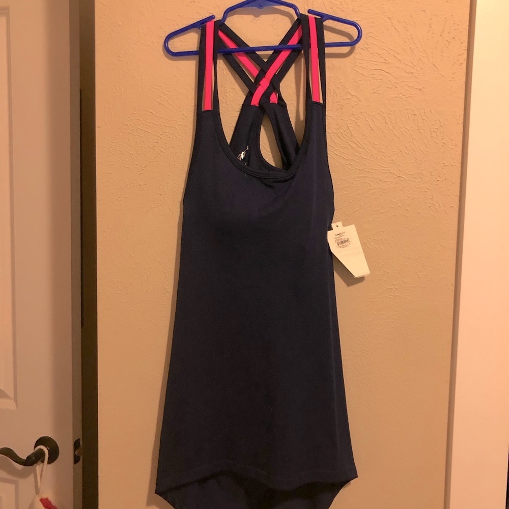 Women’s medium workout tank